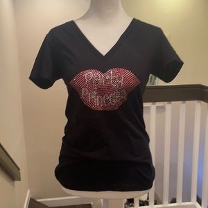 Party Princess®️V-neck top with lips in pink and silver swarski crystals